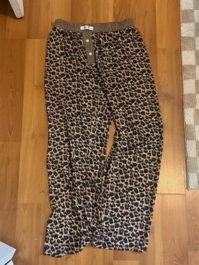 Ex-Boyfriends Leopard Print Elastic Waist Pants - Light Gray & Tan